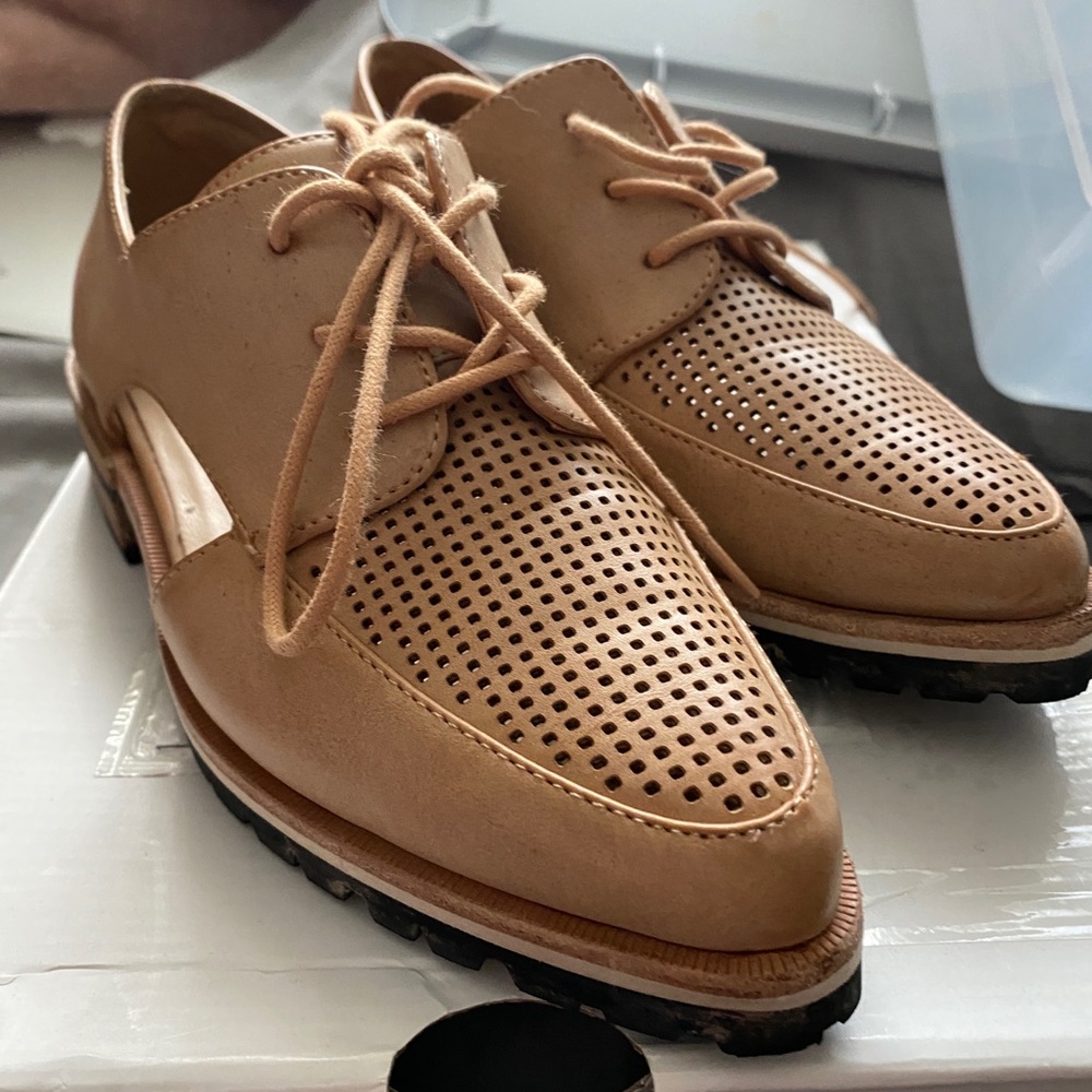 Aldo oxfords size 6